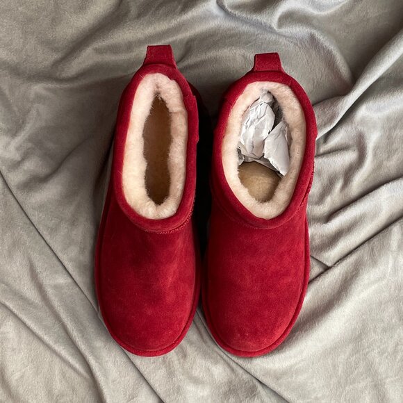 Bearpaw Shorty Boots Red Womens Size 7 - Picture 2 of 3